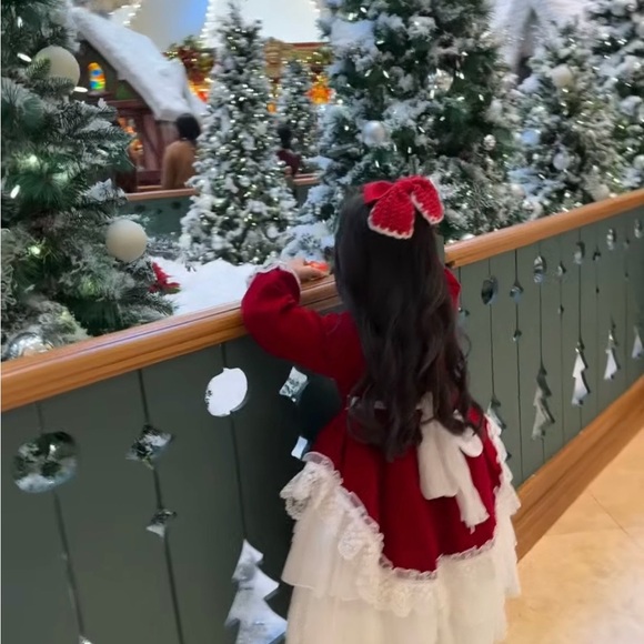 Christmas Lace Dress with Bow - Picture 3 of 5